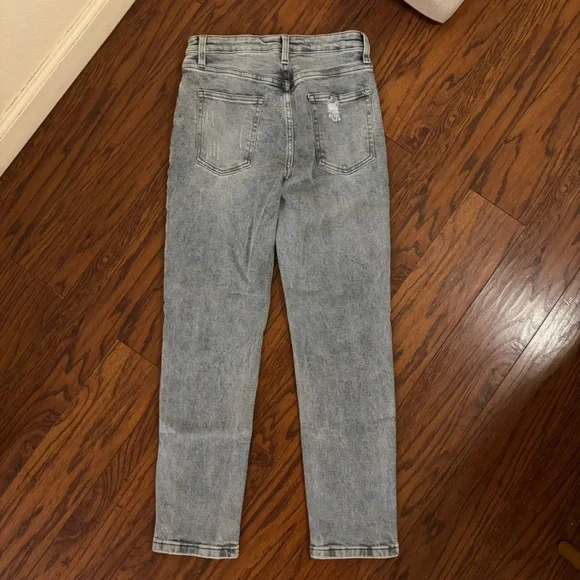 High Rise Ankle Ceop 90’s Straight Leg Jeans | Light Wash | Size 3 | BRAND NEW - Picture 7 of 8